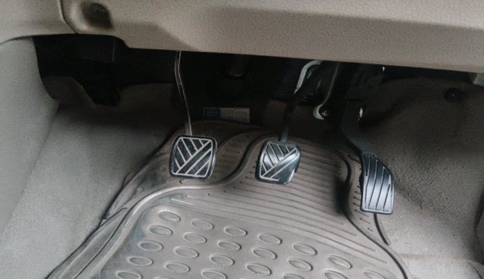 2017 Maruti Ertiga VXI CNG, Petrol, Manual, 1,95,048 km, interior