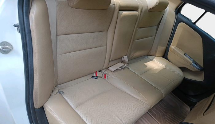 2015 Honda City 1.5L I-VTEC VX CVT, Petrol, Automatic, 1,27,919 km, interior