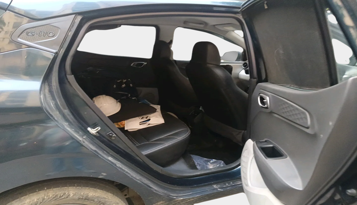 2022 Hyundai GRAND I10 NIOS SPORTZ 1.2 KAPPA VTVT CNG, Petrol, Manual, 83,475 km, interior