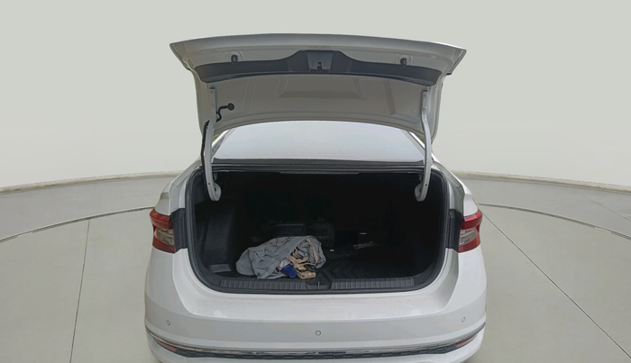 2022 Skoda SLAVIA STYLE 1.5L TSI MT, Petrol, Manual, 65,409 km, exterior