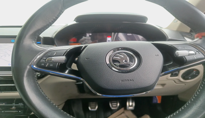 2022 Skoda SLAVIA STYLE 1.5L TSI MT, Petrol, Manual, 65,409 km, interior