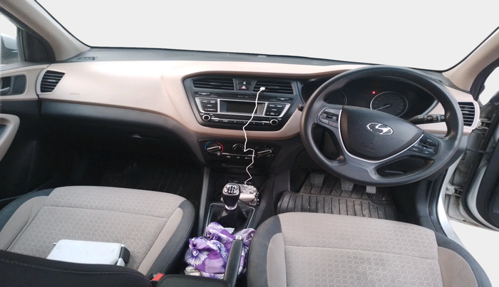 2017 Hyundai Elite i20 SPORTZ 1.4 CRDI, Diesel, Manual, 1,51,909 km, interior
