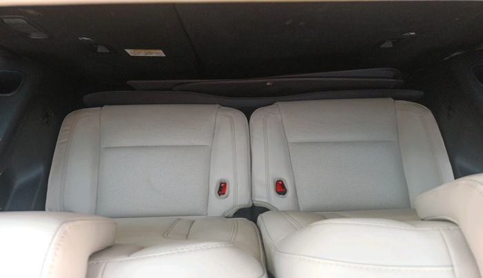 2024 Mahindra XUV700 AX 7 LUXURY P AT 7 STR, Petrol, Automatic, 31,789 km, interior