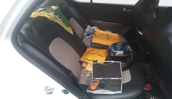 2019 Hyundai Grand i10 SPORTZ AT 1.2 KAPPA VTVT, Petrol, Automatic, 51,386 km, interior