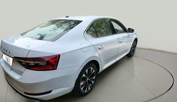 2020 Skoda Superb L&K 2.0 TSI AT, Petrol, Automatic, 48,016 km, exterior