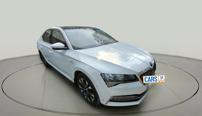2020 Skoda Superb L&K 2.0 TSI AT, Petrol, Automatic, 48,016 km, exterior