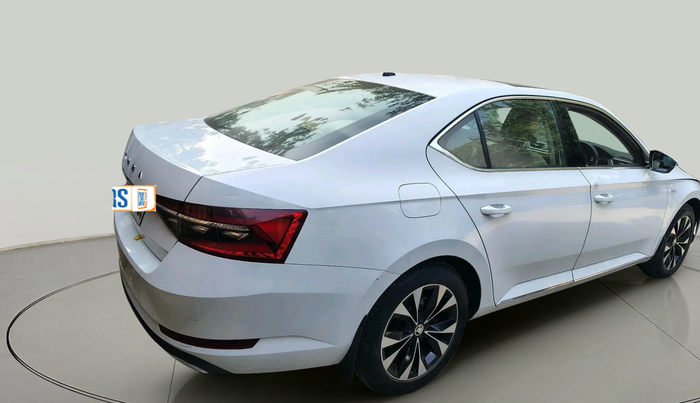 2020 Skoda Superb L&K 2.0 TSI AT, Petrol, Automatic, 48,016 km, exterior