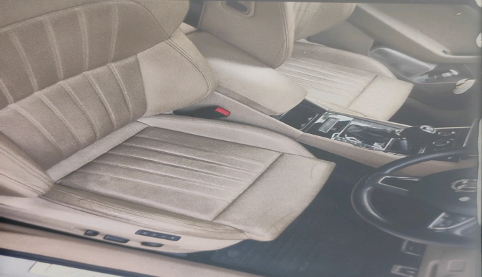 2020 Skoda Superb L&K 2.0 TSI AT, Petrol, Automatic, 48,016 km, interior