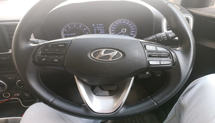 2020 Hyundai VENUE SX PLUS 1.0 TURBO DCT, Petrol, Automatic, 1,46,712 km, interior