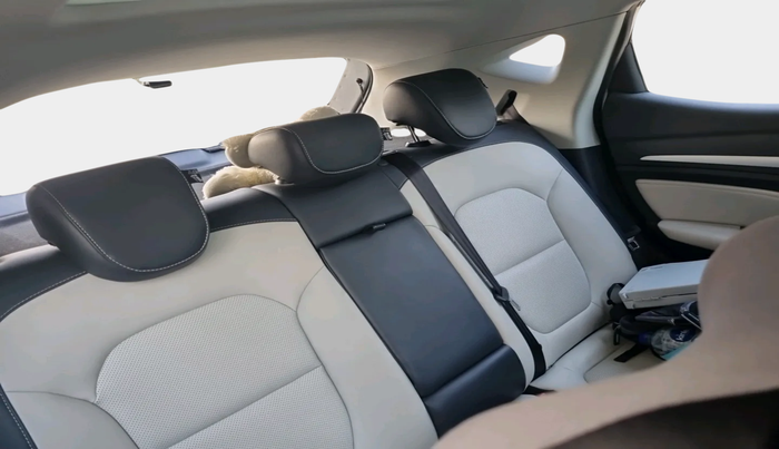 2022 MG ASTOR SAVVY 1.5 CVT, Petrol, Automatic, 37,442 km, interior