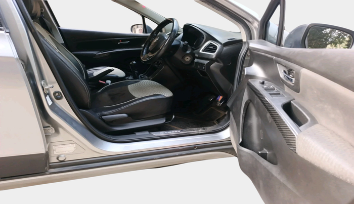 2016 Maruti S Cross DELTA 1.3, Diesel, Manual, 1,23,644 km, interior