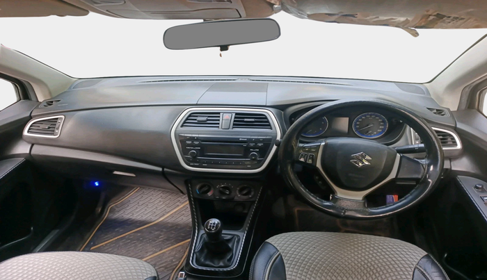 2016 Maruti S Cross DELTA 1.3, Diesel, Manual, 1,23,644 km, interior