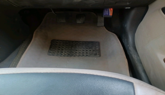 2011 Hyundai i10 SPORTZ 1.2, Petrol, Manual, 1,01,651 km, interior