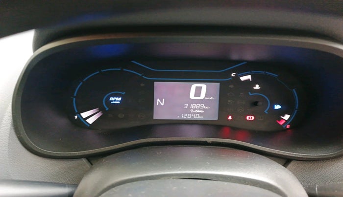 2020 Renault Kwid RXT 1.0 AMT (O), Petrol, Automatic, 31,889 km, interior