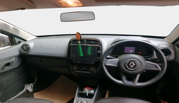 2020 Renault Kwid RXT 1.0 AMT (O), Petrol, Automatic, 31,889 km, interior