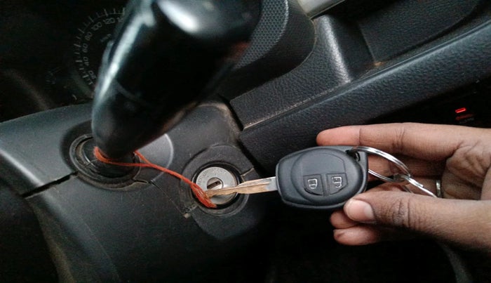 2017 Maruti Swift LDI, Diesel, Manual, 3,35,367 km, interior