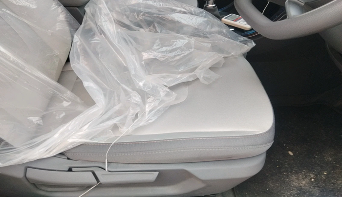 2025 Hyundai Creta E 1.5 PETROL, Petrol, Manual, 4,180 km, interior