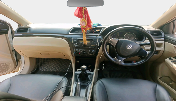 2017 Maruti Ciaz VDI SHVS, Diesel, Manual, 1,09,473 km, interior