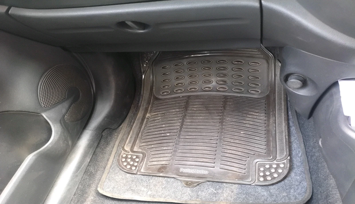 2013 Nissan Micra XL PETROL, Petrol, Manual, 1,13,479 km, interior