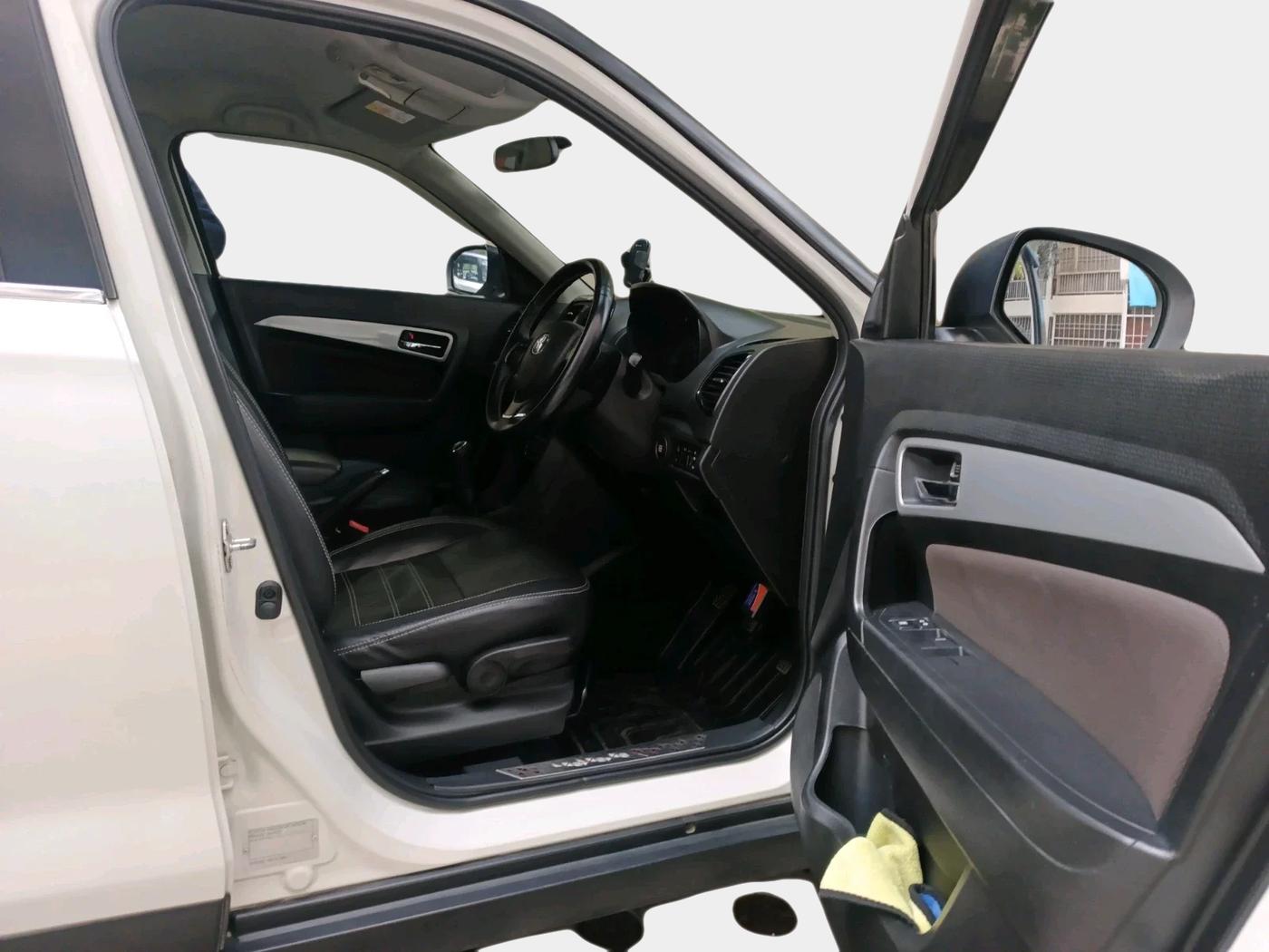2022 Toyota URBAN CRUISER HIGH GRADE MT, Petrol, Manual, 1,12,875 km, interior