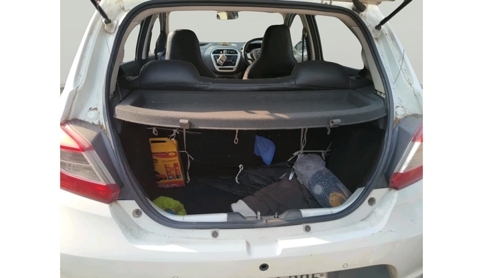 2016 Tata Tiago XT PETROL, Petrol, Manual, 51,938 km, exterior