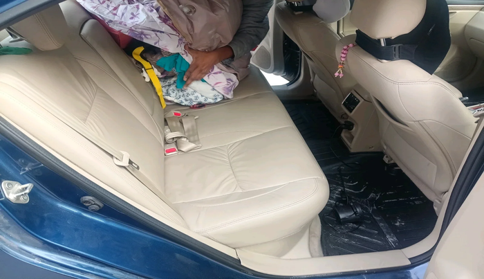 2021 Maruti Ciaz ALPHA 1.5 SHVS PETROL, Petrol, Manual, 48,299 km, interior