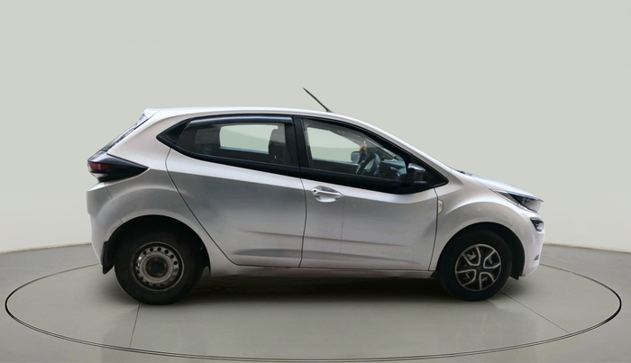 2020 Tata ALTROZ XE PETROL, Petrol, Manual, 1,10,610 km, exterior