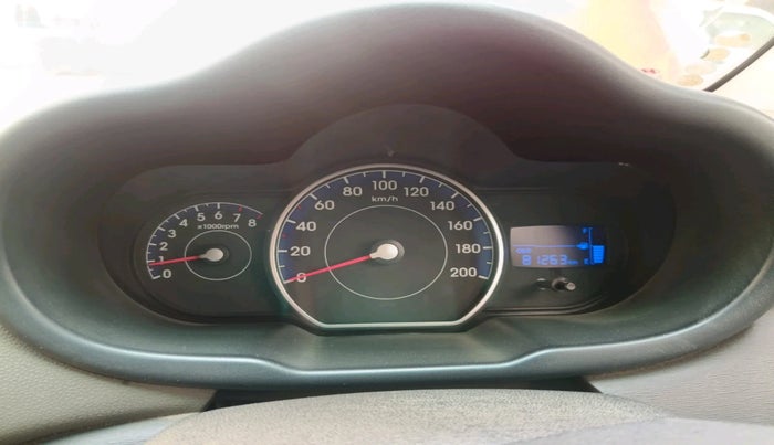 2011 Hyundai i10 MAGNA 1.2, Petrol, Manual, 81,263 km, interior