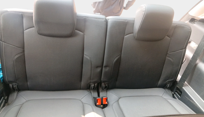 2017 Tata Hexa XTA 4X2 7 STR, Diesel, Automatic, 98,902 km, interior