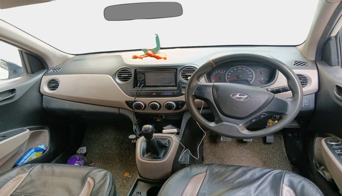 2015 Hyundai Grand i10 MAGNA 1.2 KAPPA VTVT, CNG, Manual, 1,36,970 km, interior