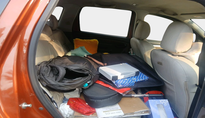 2018 Renault Duster 85 PS RXS MT DIESEL, Diesel, Manual, 80,657 km, interior