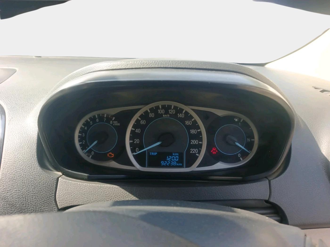 2015 Ford Figo Aspire TITANIUM 1.2 PETROL, CNG, Manual, 92,238 km, interior