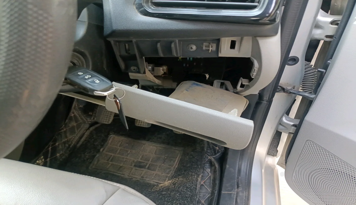 2018 Tata Tiago XT PETROL, Petrol, Manual, 1,35,932 km, interior