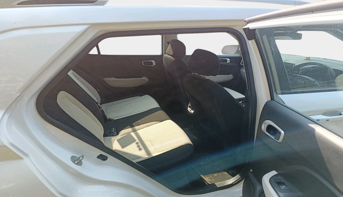 2025 Hyundai VENUE S(O) 1.2, Petrol, Manual, 8,598 km, interior