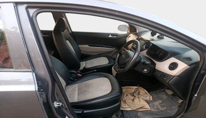 2018 Hyundai Grand i10 SPORTZ AT 1.2 KAPPA VTVT, Petrol, Automatic, 55,335 km, interior