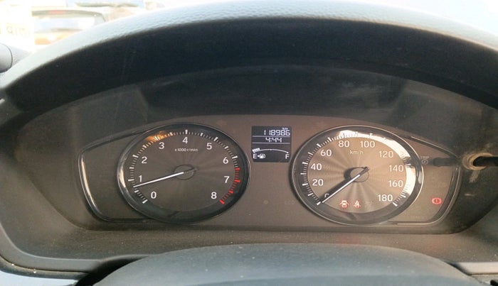 2018 Honda Amaze 1.2L I-VTEC S, Petrol, Manual, 1,18,986 km, interior