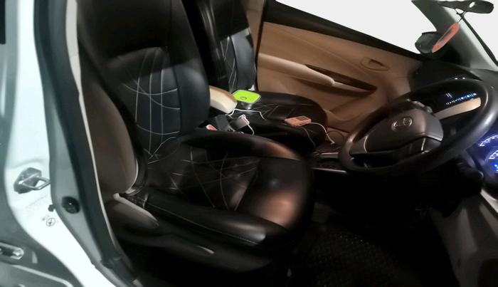 2018 Toyota YARIS J CVT, Petrol, Automatic, 1,34,529 km, interior