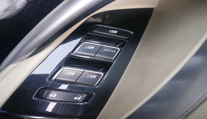 2022 MG HECTOR SHARP 1.5 PETROL CVT, Petrol, Automatic, 52,465 km, interior