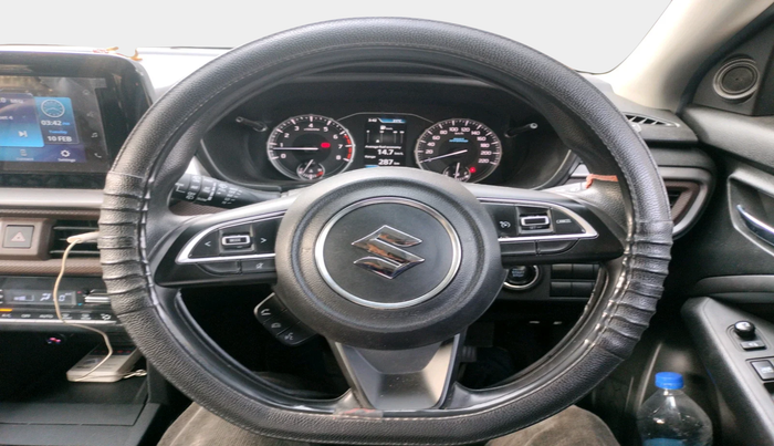 2022 Maruti BREZZA ZXI SMART HYBRID , Petrol, Manual, 27,979 km, interior