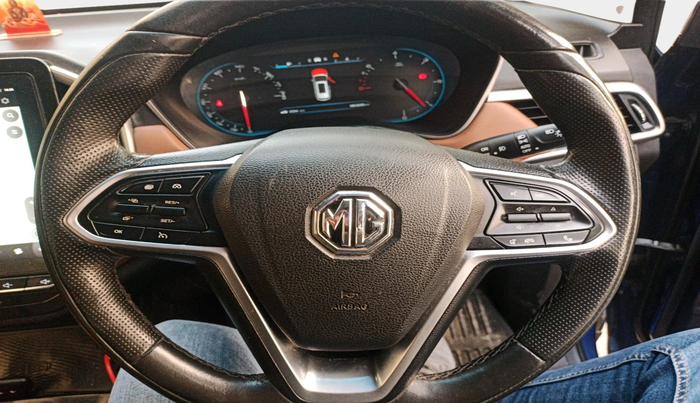 2021 MG HECTOR PLUS SHARP 1.5 PETROL TURBO HYBRID MT 6-STR, Petrol, Manual, 86,305 km, interior