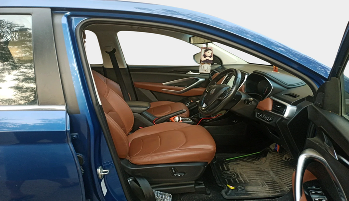 2021 MG HECTOR PLUS SHARP 1.5 PETROL TURBO HYBRID MT 6-STR, Petrol, Manual, 86,305 km, interior