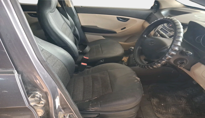 2016 Hyundai Eon MAGNA +, Petrol, Manual, 1,56,202 km, interior