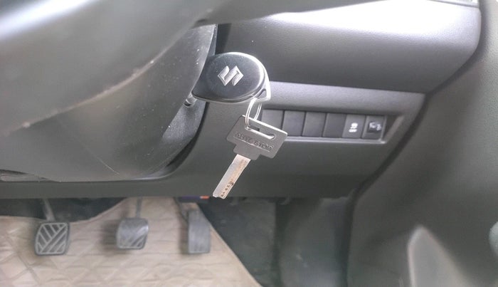 2023 Maruti Swift VXI, Petrol, Manual, 35,873 km, interior