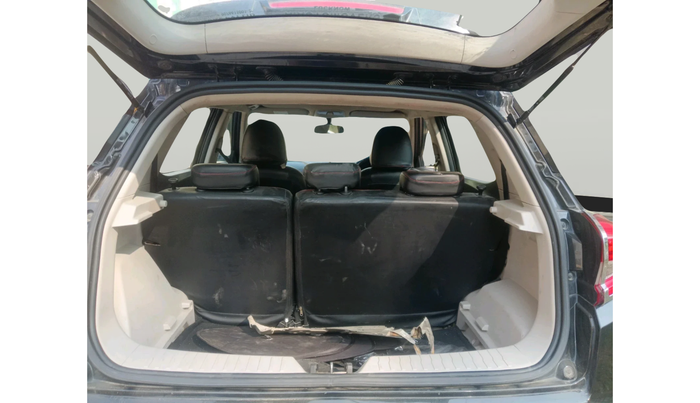 2021 Mahindra XUV300 W6 1.2 PETROL, Petrol, Manual, 81,509 km, exterior