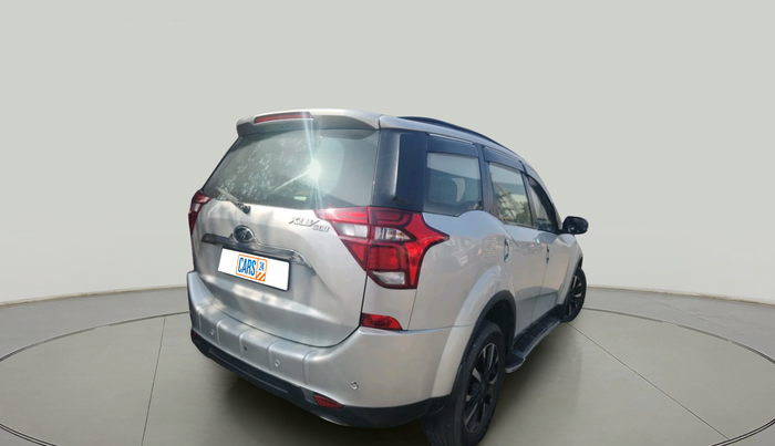 2020 Mahindra XUV500 W7, Diesel, Manual, 85,747 km, exterior