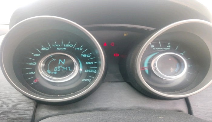 2020 Mahindra XUV500 W7, Diesel, Manual, 85,747 km, interior