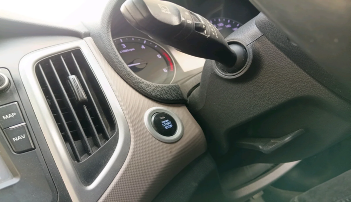 2017 Hyundai Creta SX PLUS AT 1.6 DIESEL, Diesel, Automatic, 1,25,225 km, interior