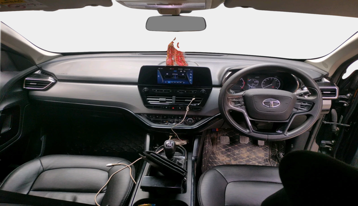 2022 Tata Safari XT PLUS DARK EDITION, Diesel, Manual, 96,760 km, interior