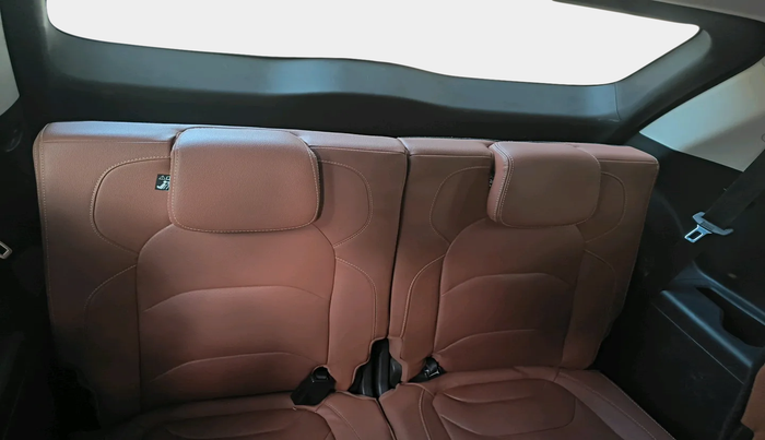 2022 MG HECTOR PLUS SELECT 2.0 DIESEL TURBO MT 7-STR, Diesel, Manual, 69,930 km, interior