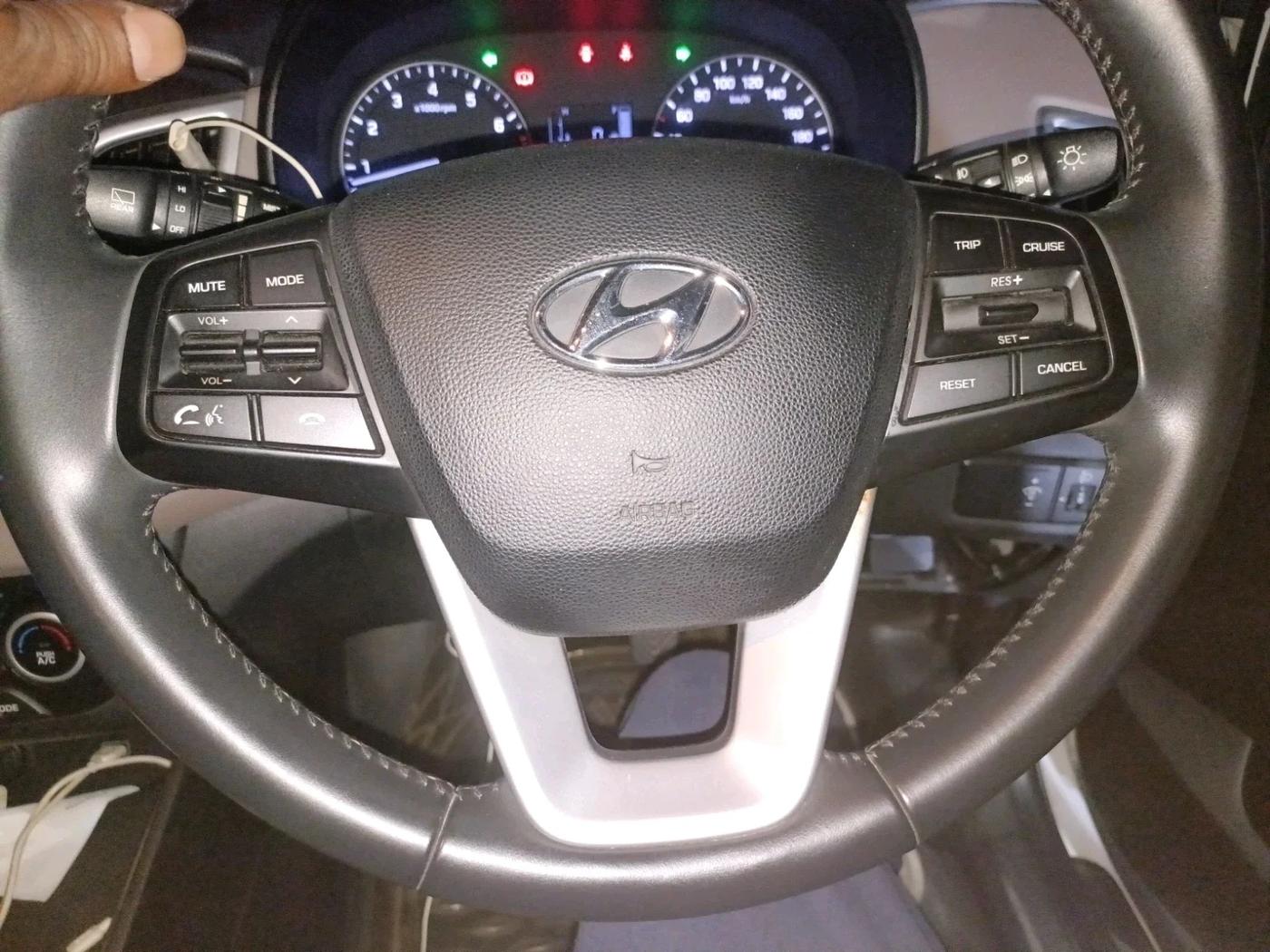 2018 Hyundai Creta SX 1.6 PETROL, Petrol, Manual, 57,386 km, interior